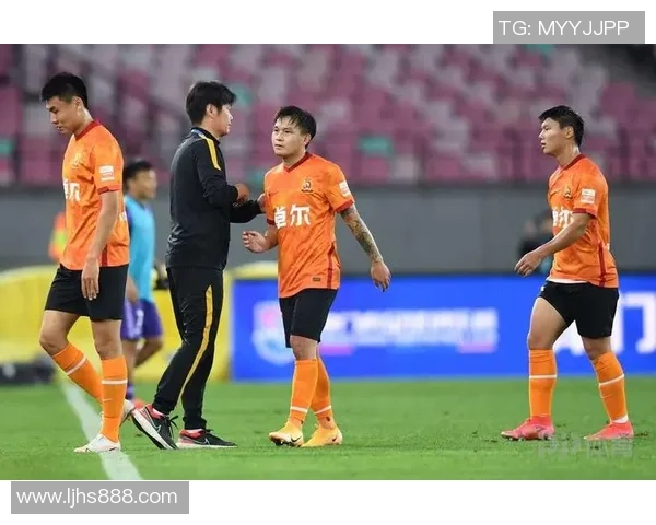 南京篮球队以94分领跑欧锦赛积分榜展现强劲实力与竞争优势