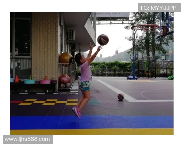 王丽的篮球人生：从热爱到坚持的深度对话与成长之路